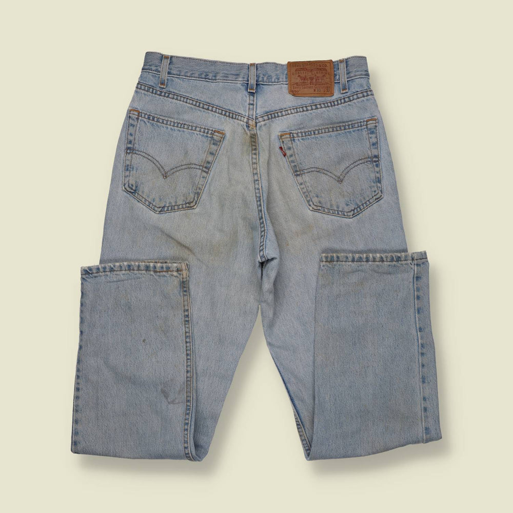 1980s-90s | Levi's | Light-Wash Blue 550 Relaxed Fit Jeans - Made in USA - w33