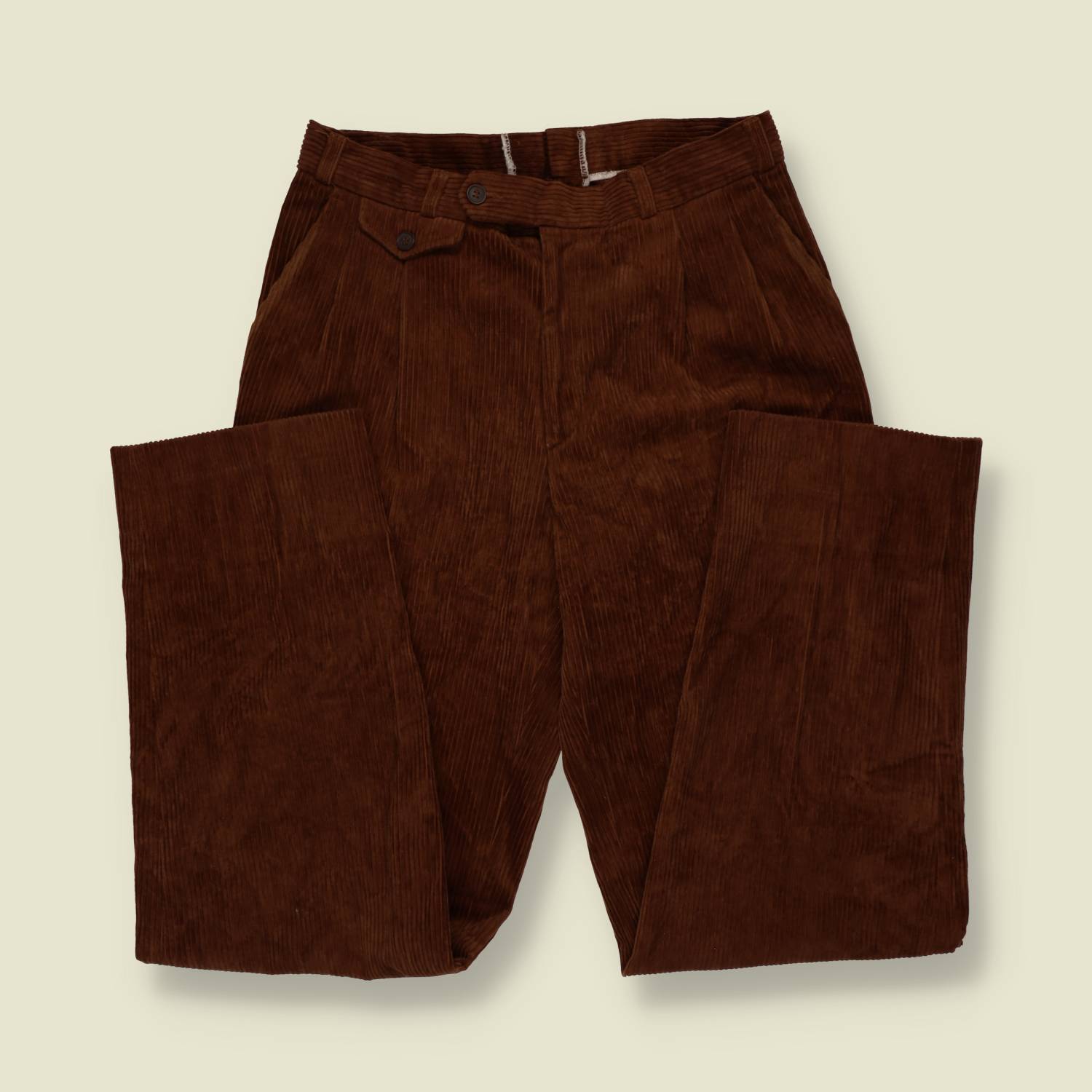 1970s | Pleated Corduroy Trousers - Brown - w28