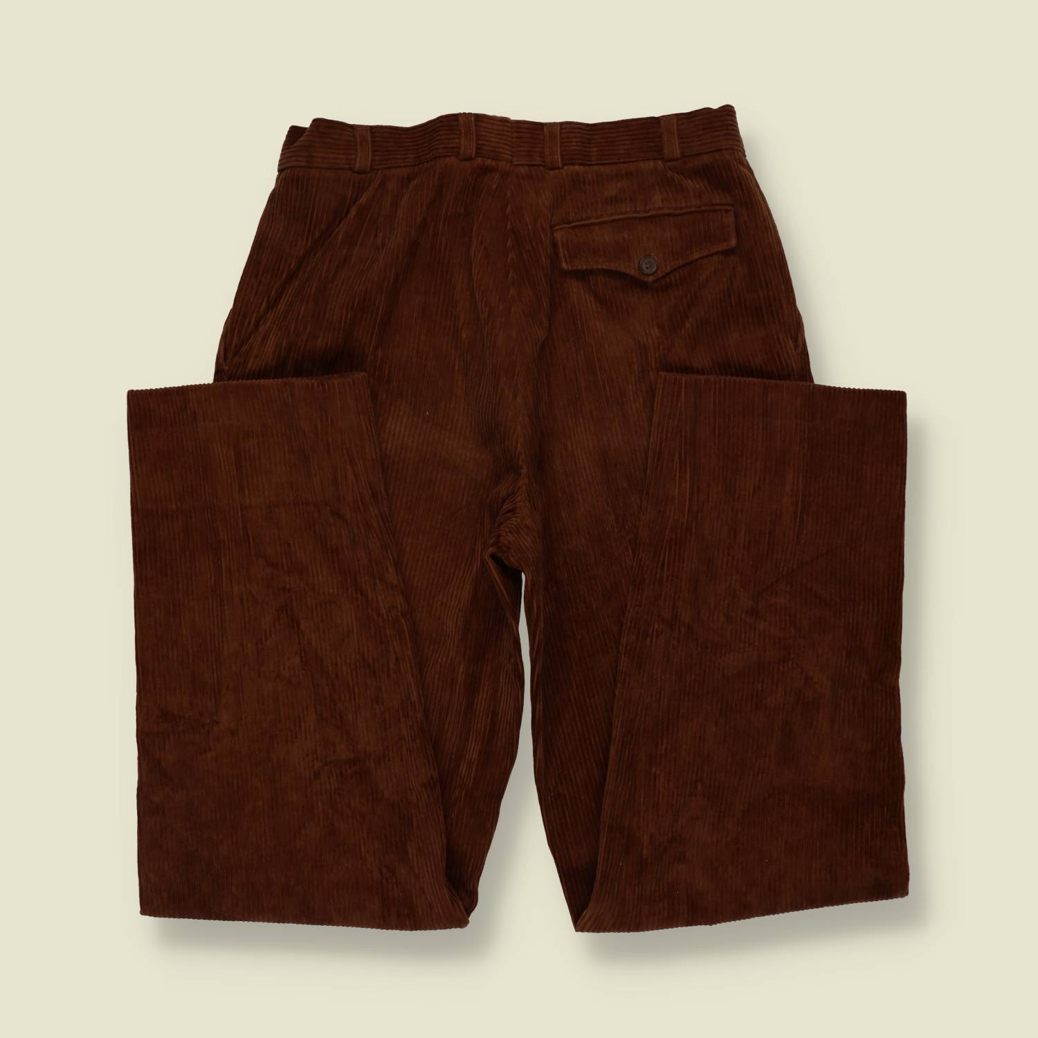 1970s | Pleated Corduroy Trousers - Brown - w28