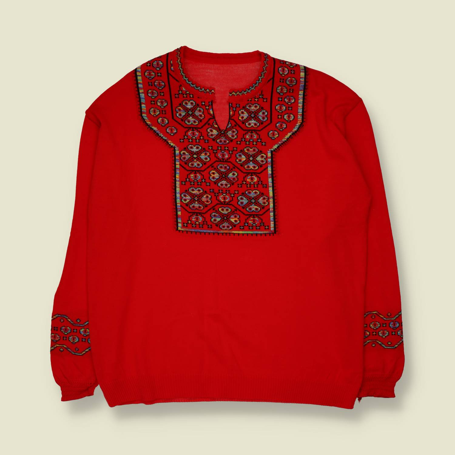1970s | Embroidered Folk Jumper | Red - 16
