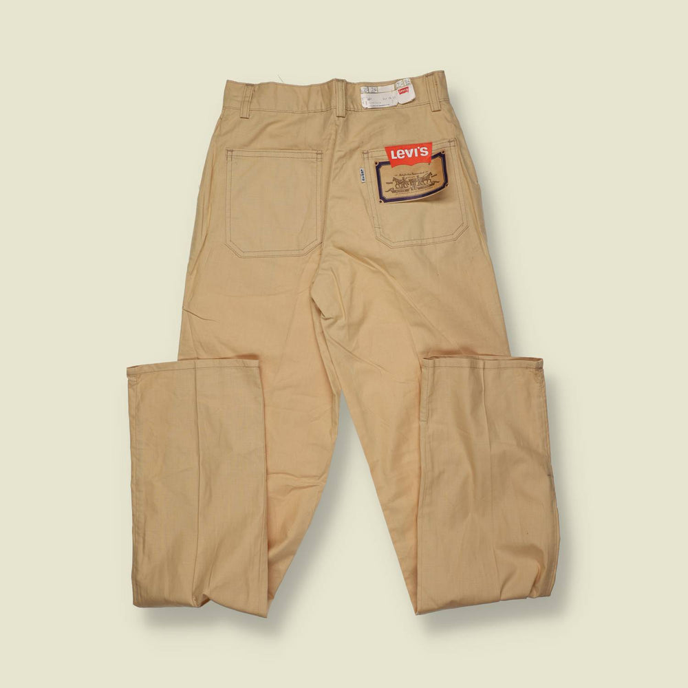 1970s | Levi’s | Deadstock | Lightweight Chino Trousers | Sand – w24