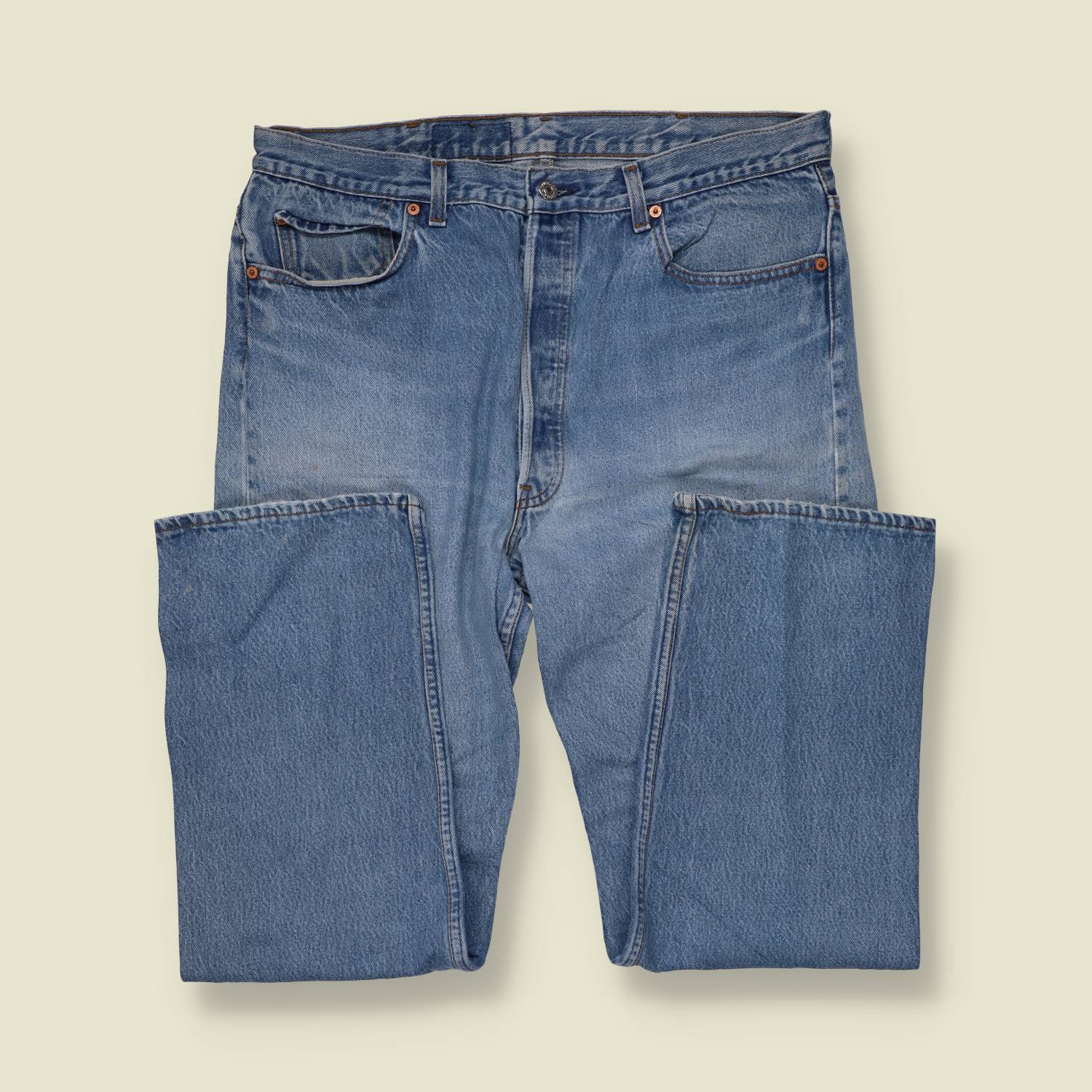 1990s | Levi's 501 | Made in USA | Light Blue Wash Jeans - w36