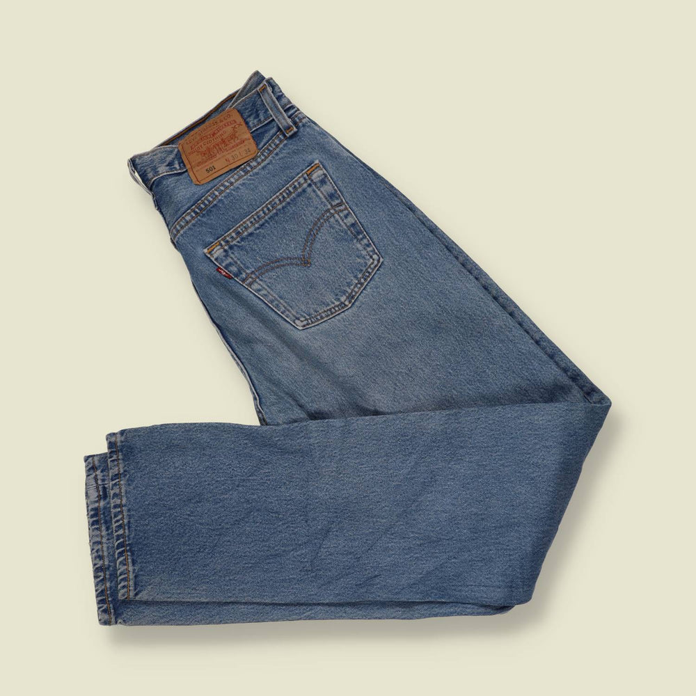 1990s | Levi's 501 | Made in USA | Blue Wash Jeans - w29