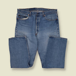 1990s | Levi's 501 | Made in USA | Blue Wash Jeans - w38