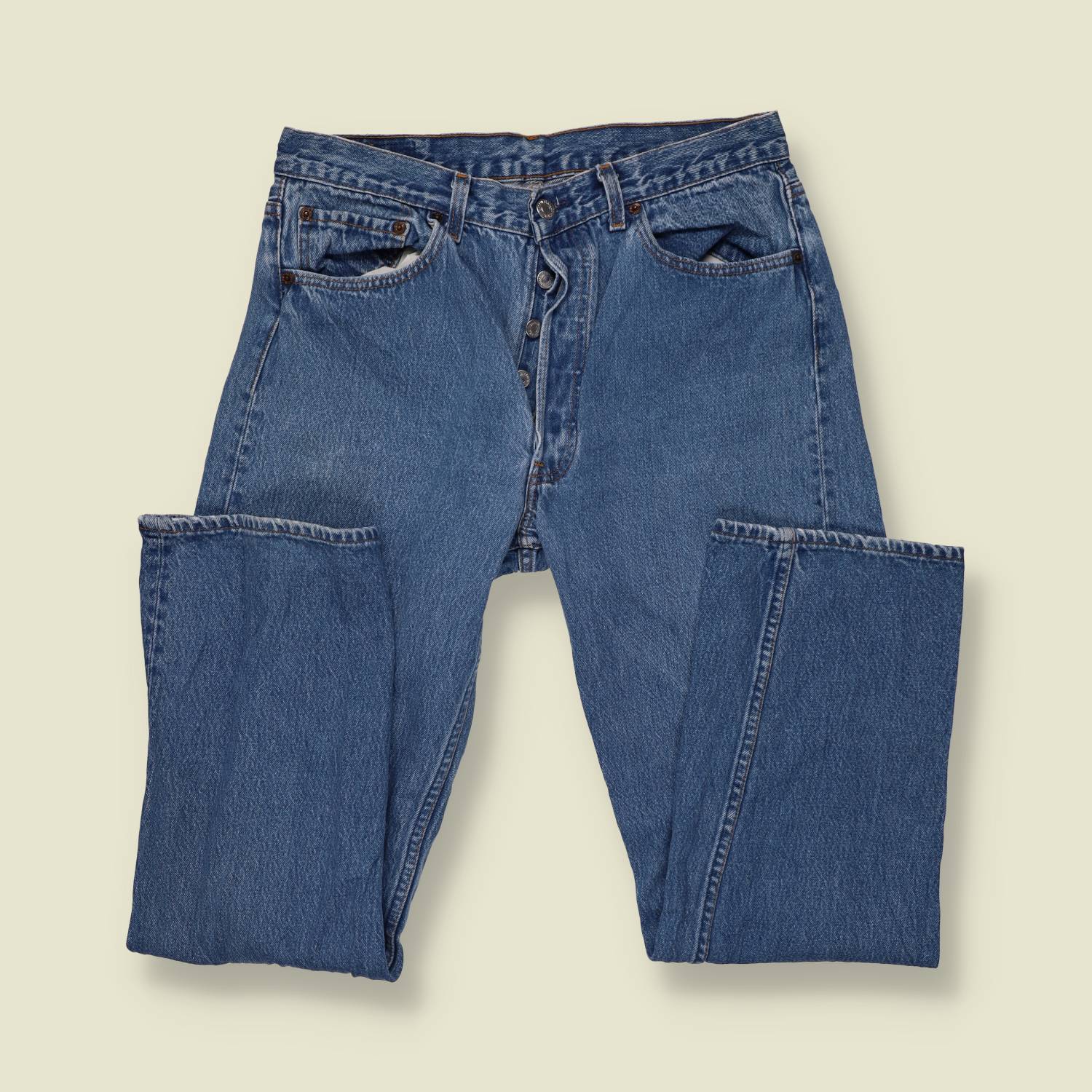 1990s | Levi's 501 | Made in USA | Blue Wash Jeans - w32