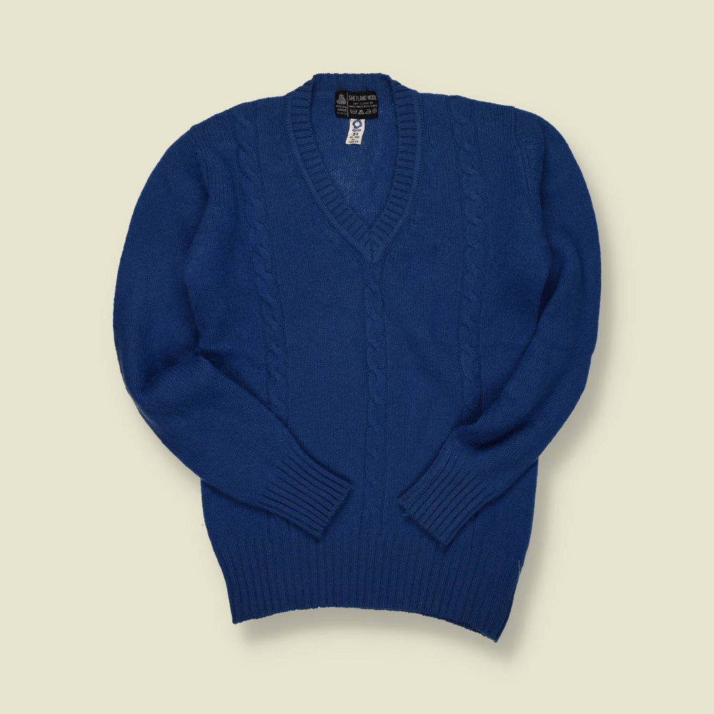 1970s | Shetland | Cable Knit Wool V-Neck – Royal Blue - S