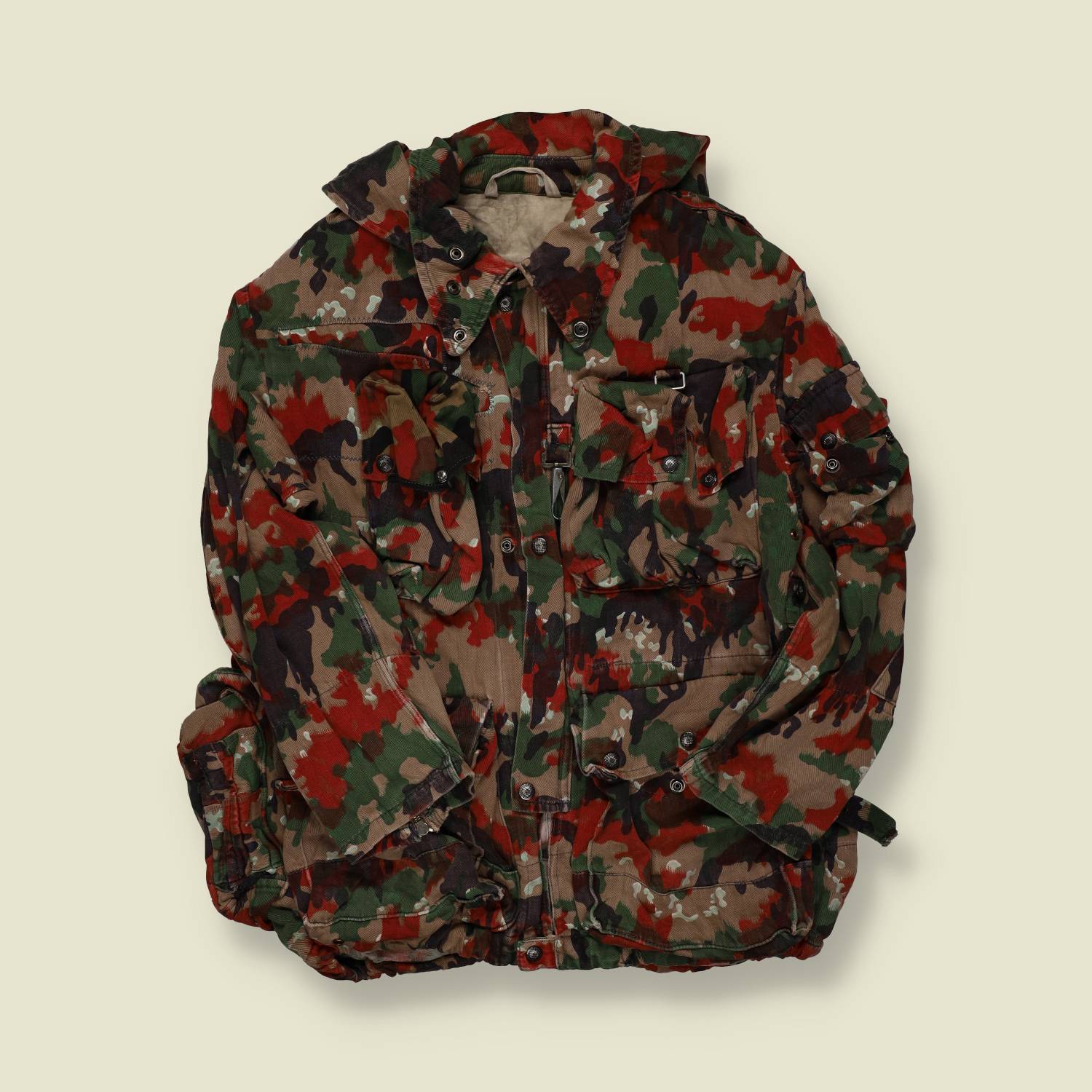 1970s–1980s | Swiss Army | M70 Alpenflage Field Jacket – Camo - L