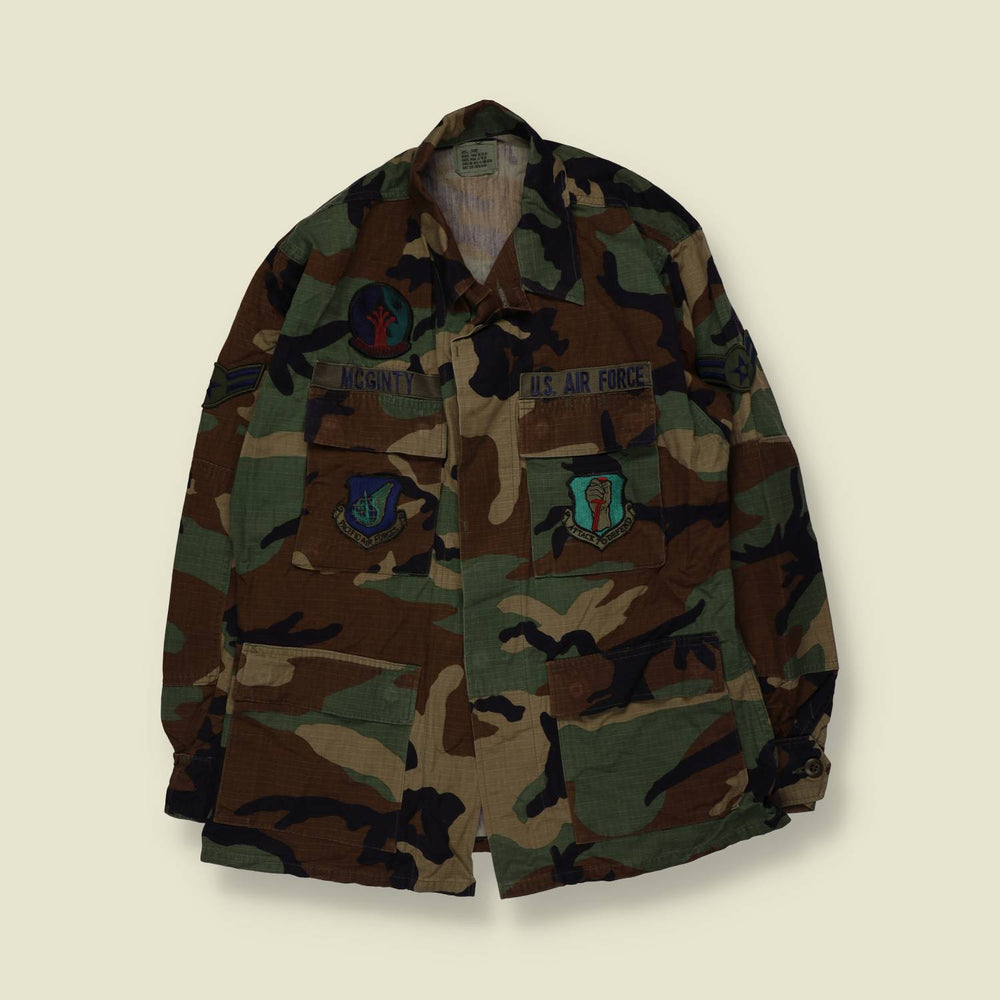1980s–1990s | U.S. Air Force | Woodland Camouflage BDU Combat Shirt - XS