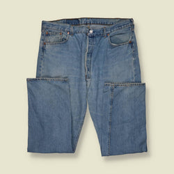 1980s–1990s | Levi’s 501 | Made In USA Jeans | Mid Blue - w40