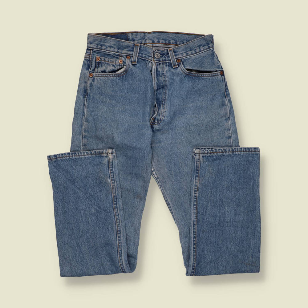 1980s–1990s | Levi’s 501 | Made In USA Jeans | Mid Blue - w28