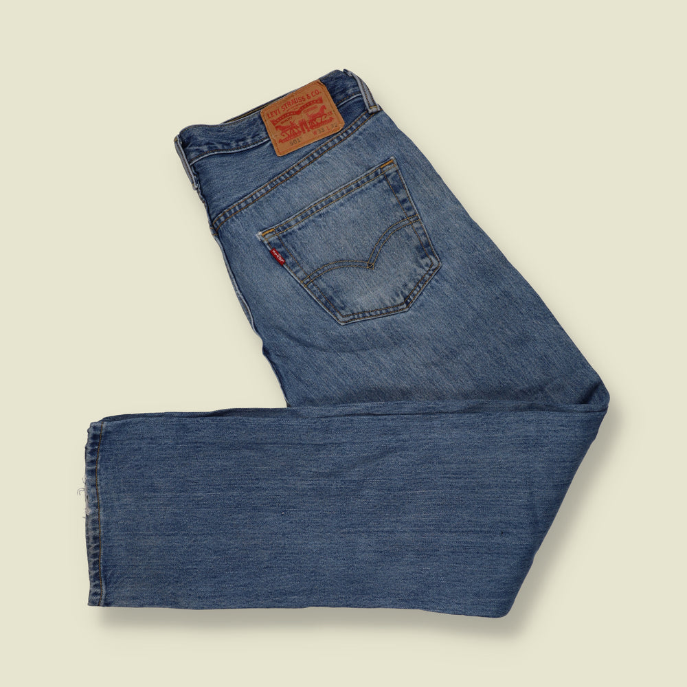2000s | Levi's 501 Denim Jeans | Mid Blue - W35