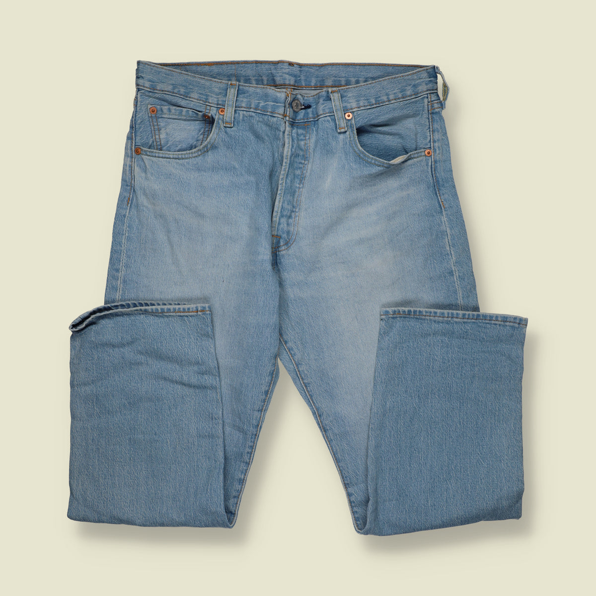 2000s | Levi's 501 Denim Jeans | Light Blue - W34