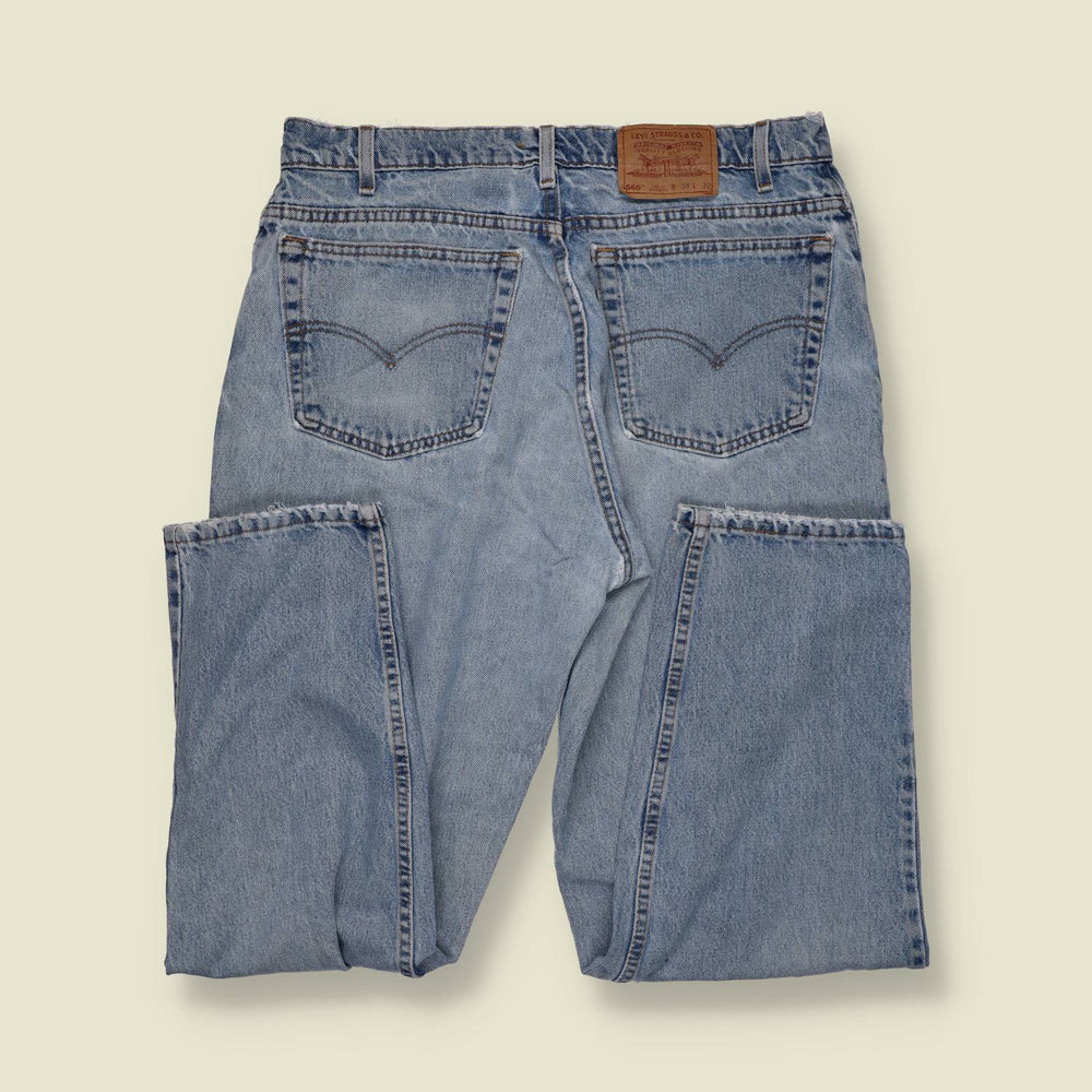 1980s | Levi’s | Made In USA 560 Jeans | Light Blue - w36