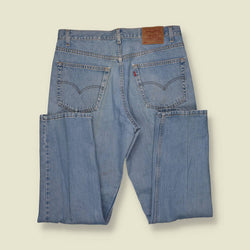 1980s | Levi’s | Made In USA 550 Jeans | Light Blue - w36