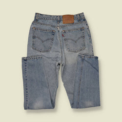 1980s | Levi’s | Made In USA 512 Jeans | Light Blue - w29