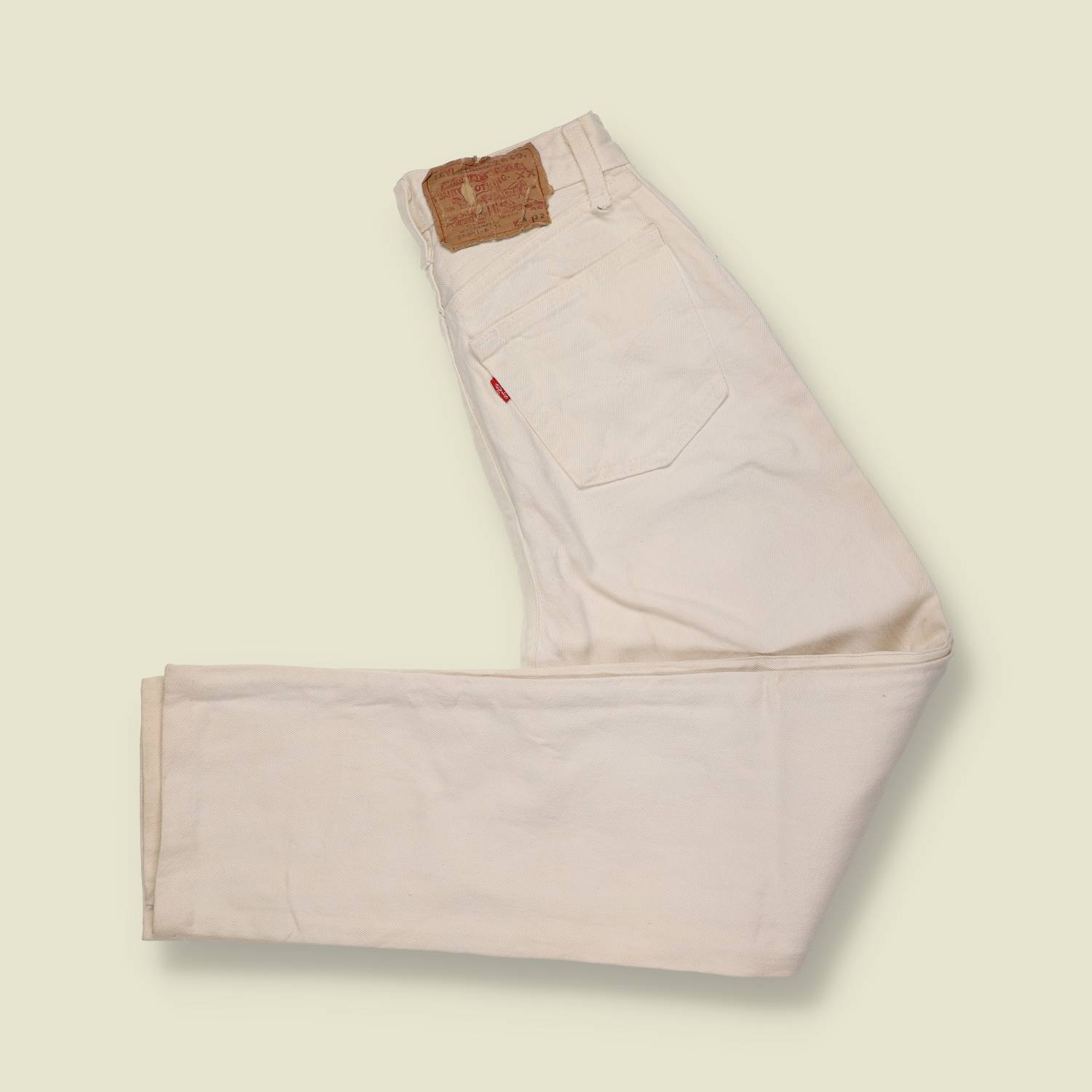 1980s–1990s | Levi’s 501 | Made in USA | Original Denim Jeans | Off White – w24