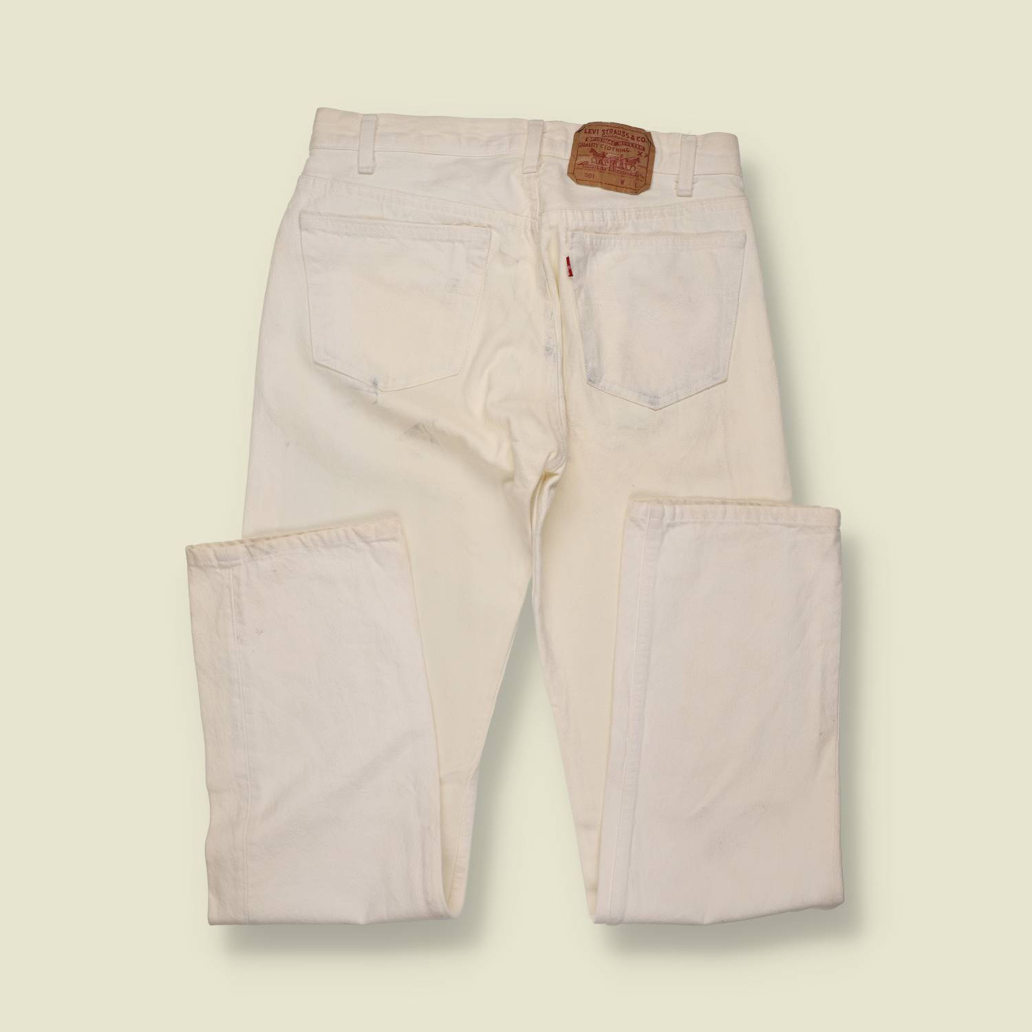 1980s–1990s | Levi’s 501 | Made in USA | Original Denim Jeans | Cream White – w30