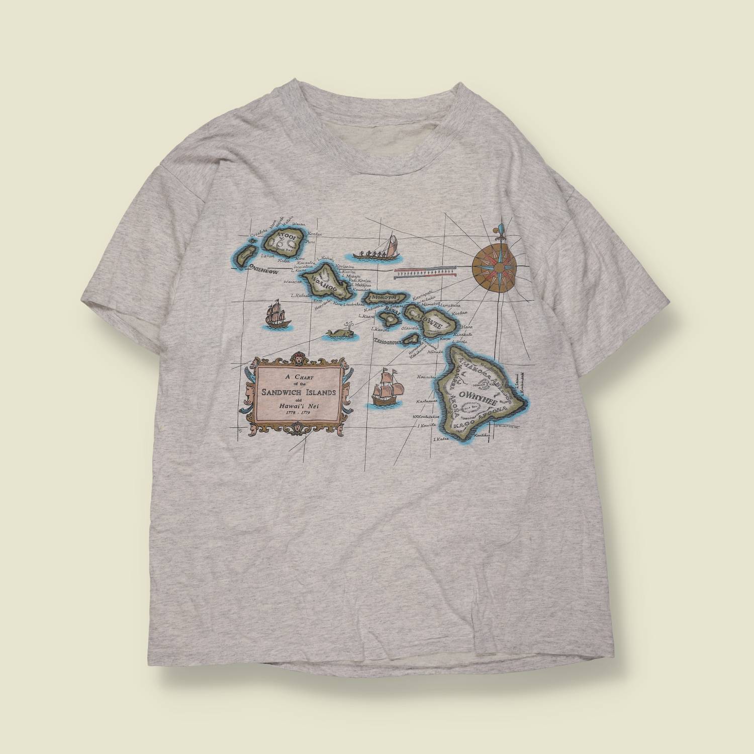 1980s/90s | Sandwich Islands (Hawaii) Map Graphic T-Shirt | Grey Marl – M
