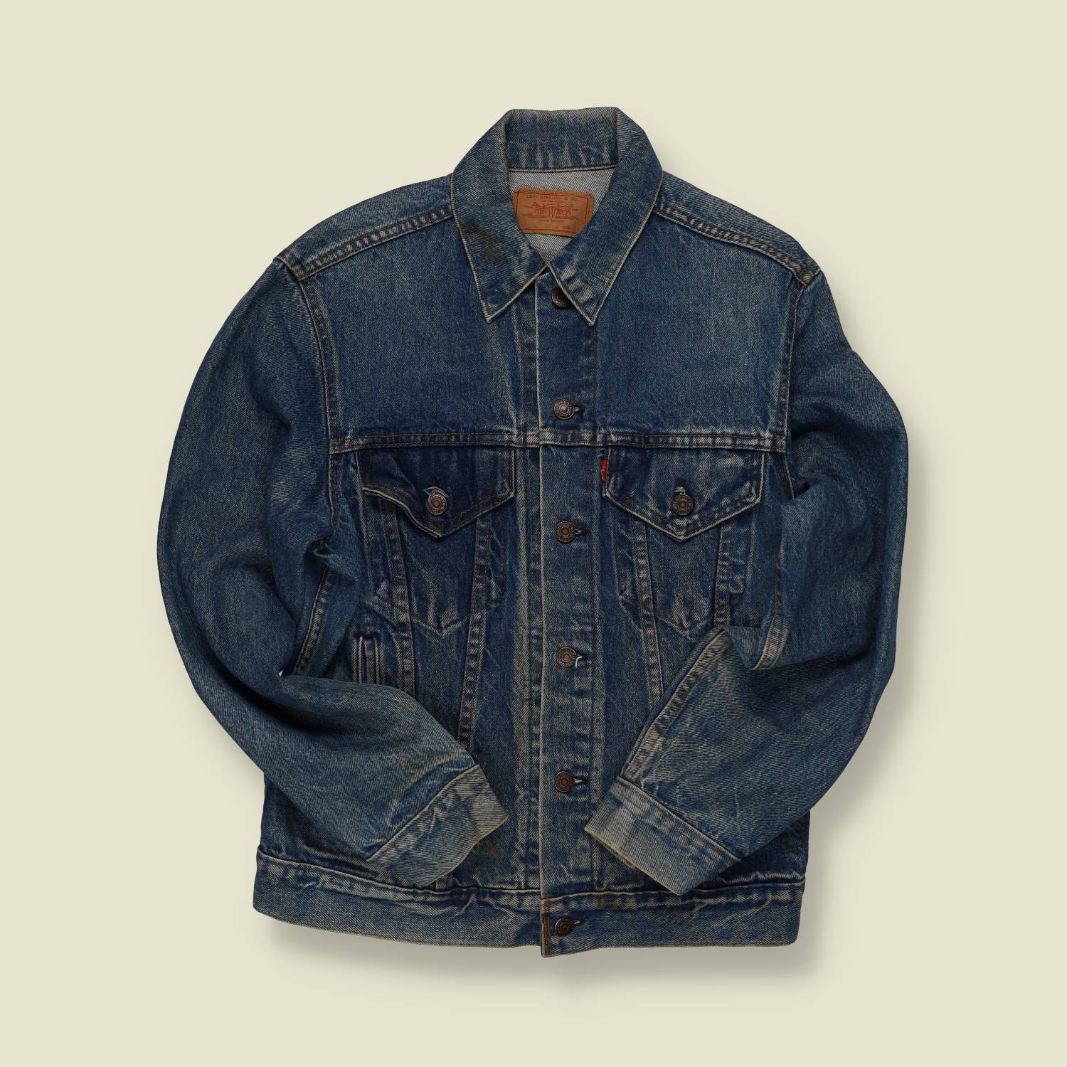 1980s | Levi’s | Type III Trucker Jacket – Mid Wash Denim - XS