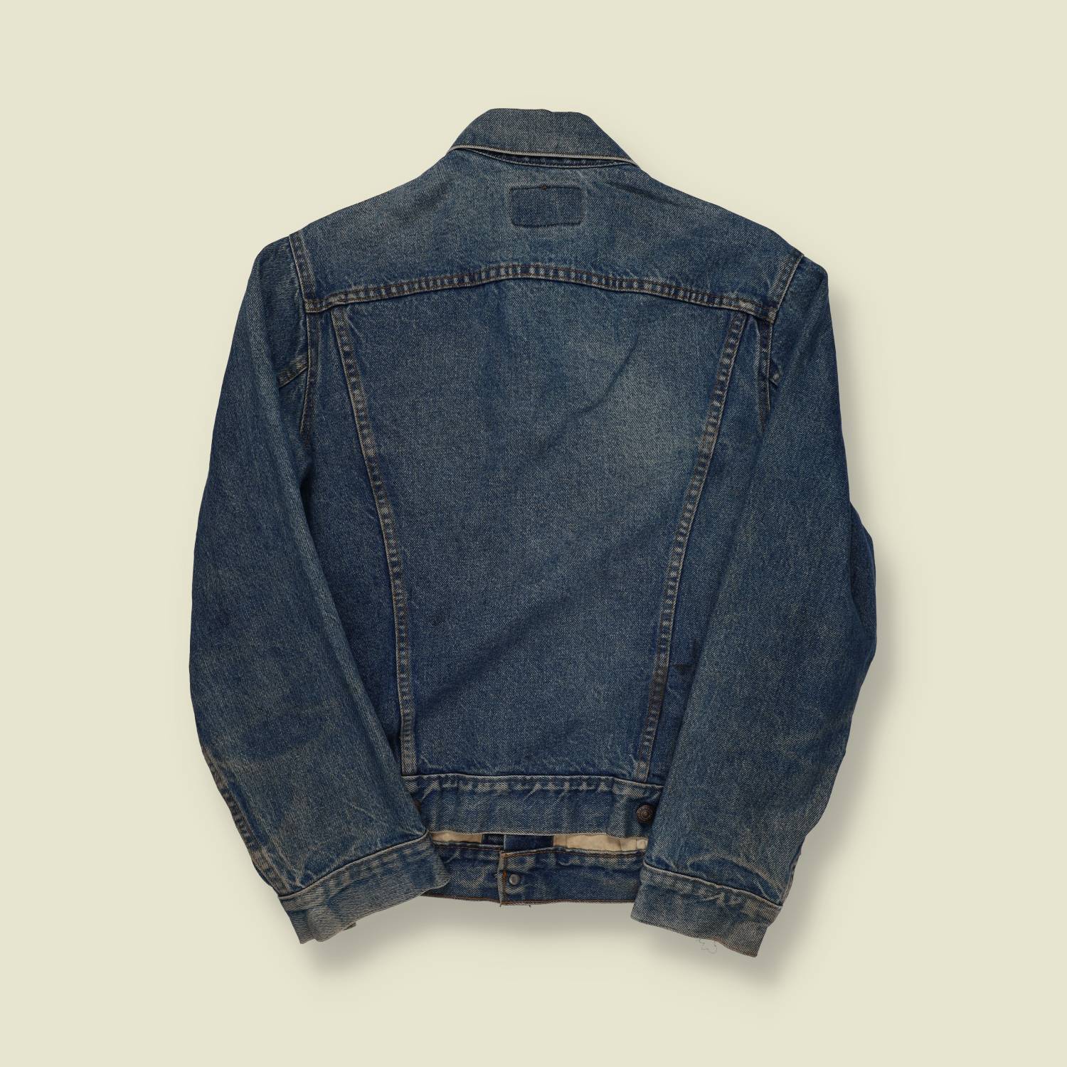 1980s | Levi’s | Type III Trucker Jacket – Mid Wash Denim - XS