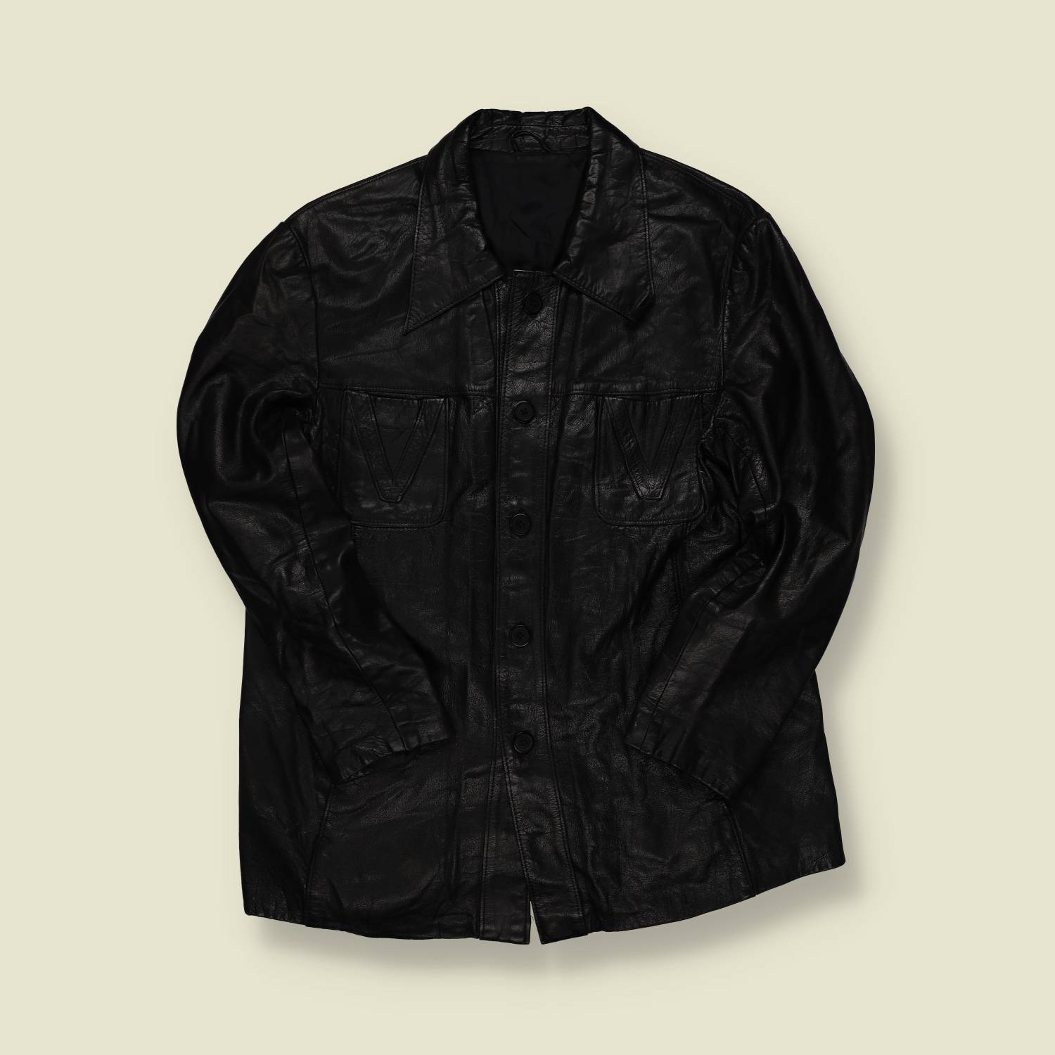 1970s | Unbranded | Black Leather Car Coat – V-Stitch Pocket - S