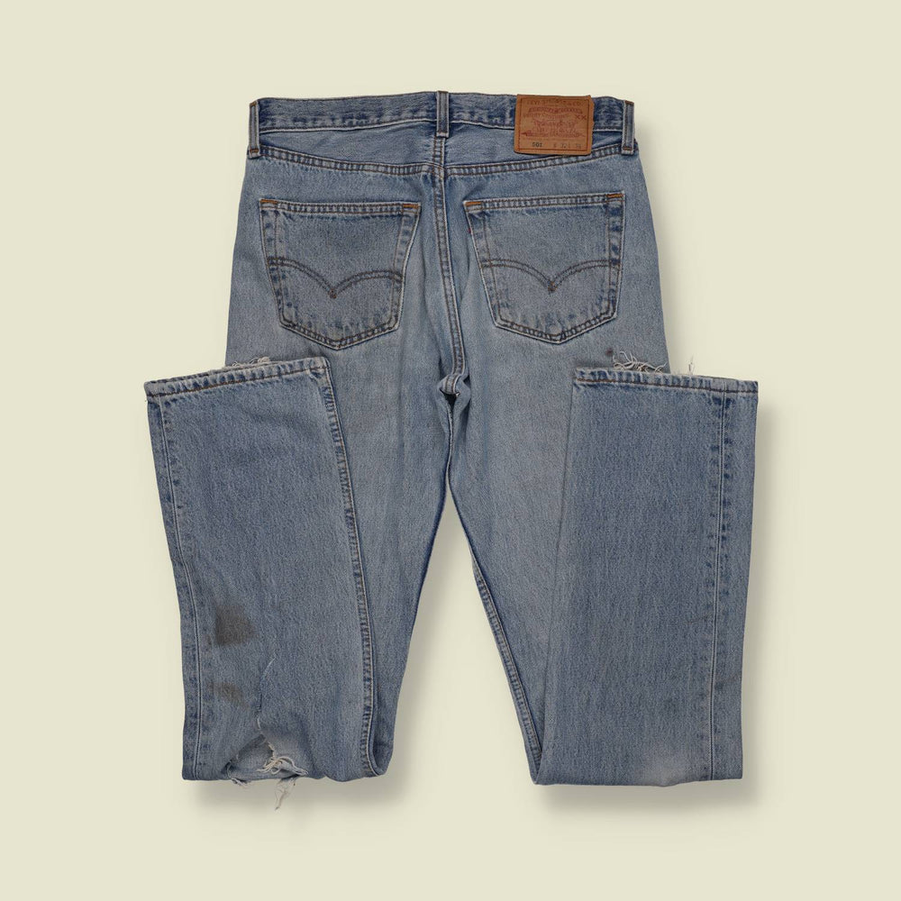 1980s–1990s | Levi’s | 501 Jeans | Light Blue Wash | Made In USA - w32
