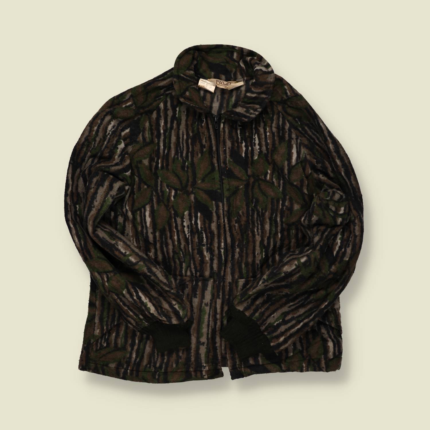 Early 1990s | Wallas | Camo Fleece Jacket – Woodland Pattern - L