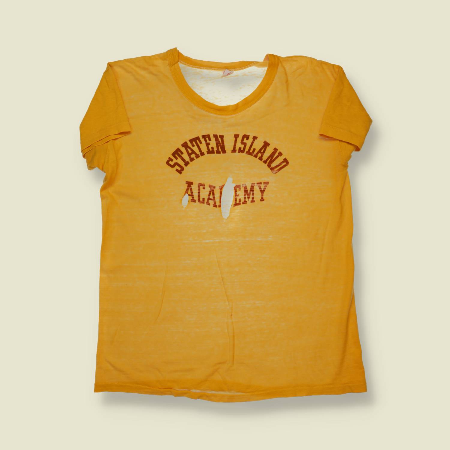 1970s | Staten Island Academy | Distressed Ringer T-Shirt – Yellow - S