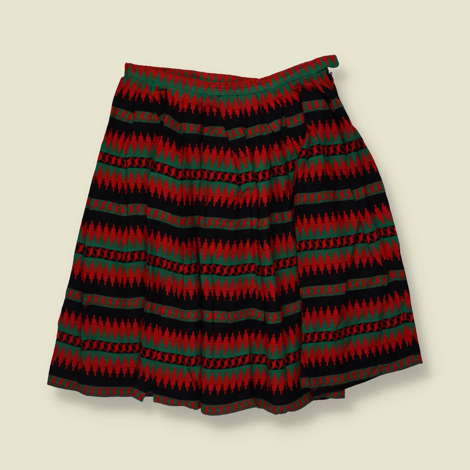 1970s | Quarter Circle Skirt | Red & Green - w30